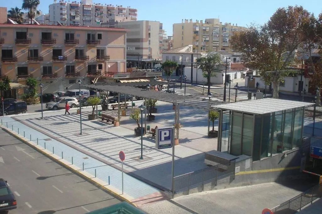 Luminosa Y Soleada Casa En El Centro De Torre Del Mar Apartment