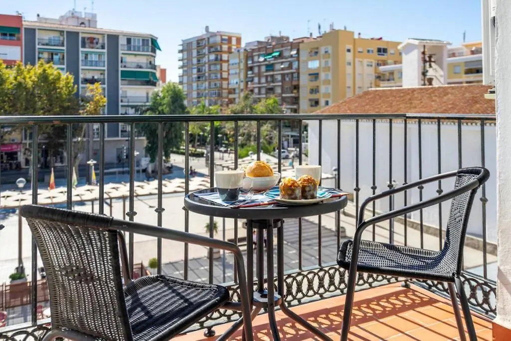 Luminosa Y Soleada Casa En El Centro De Torre Del Mar Apartment 0*,  Spain