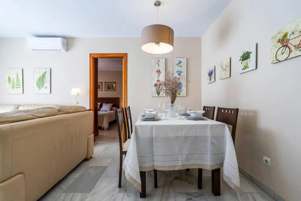 Luminosa Y Soleada Casa En El Centro De Torre Del Mar Apartment Spain