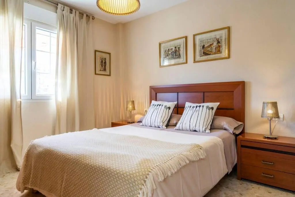 Apartamento Luminosa y soleada casa en el cento de Torre del Mar 0*,